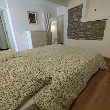 Charme A 3* Corniglio