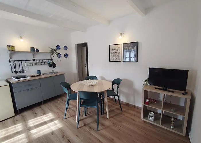 Charme A 3* Corniglio